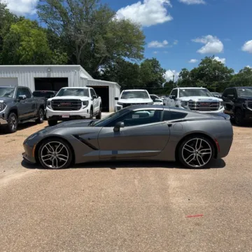 More photos of 2016 Chevrolet Corvette Stingray Z51 2LT at Indy Auto Man - Indianapolis, IN