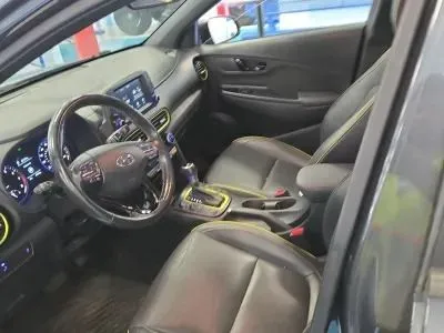 More photos of 2018 Hyundai Kona Limited at Indy Auto Man - Indianapolis, IN