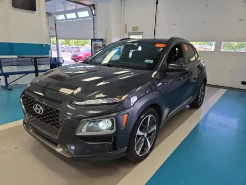 Photos of 2018 Hyundai Kona Limited for sale in Indianapolis, IN at Indy Auto Man - Indianapolis