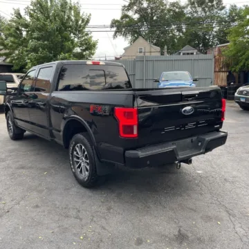 More photos of 2018 Ford F-150 Lariat at Indy Auto Man - Indianapolis, IN