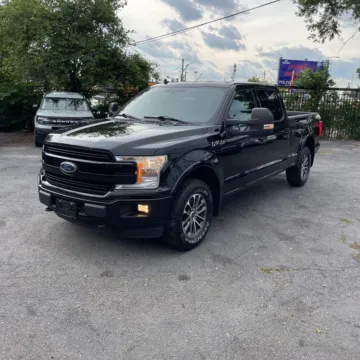 Photos of 2018 Ford F-150 Lariat for sale in Indianapolis, IN at Indy Auto Man - Indianapolis