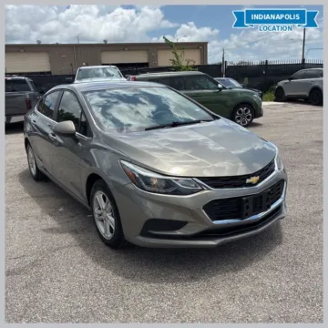 Gray 2018 Chevrolet Cruze LT for sale in Indianapolis, IN