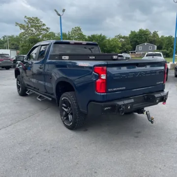 More photos of 2019 Chevrolet Silverado 1500 Custom Trail Boss at Indy Auto Man - Indianapolis, IN