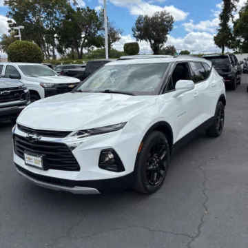 Photos of 2019 Chevrolet Blazer  3LT for sale in Indianapolis, IN at Indy Auto Man - Indianapolis