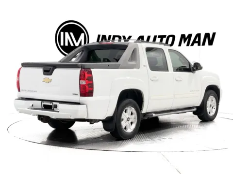 More photos of 2011 Chevrolet Avalanche 1500 LT LT1 at Indy Auto Man - Indianapolis, IN