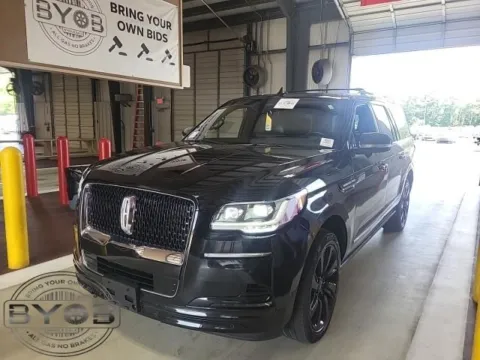 Photos of 2023 Lincoln Navigator L Reserve for sale in Indianapolis, IN at Indy Auto Man - Indianapolis
