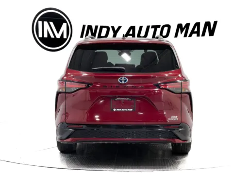 More photos of 2021 Toyota Sienna XSE 7 Passenger at Indy Auto Man - Indianapolis, IN