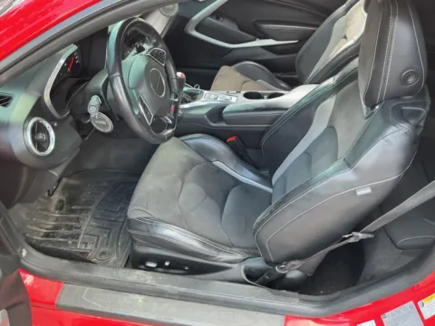 More photos of 2018 Chevrolet Camaro SS 1SS at Indy Auto Man - Indianapolis, IN