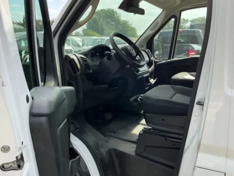 More photos of 2023 Ram ProMaster 2500 High Roof at Indy Auto Man - Indianapolis, IN