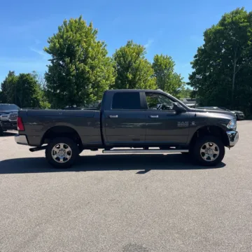 More photos of 2018 Ram 2500 Big Horn at Indy Auto Man - Indianapolis, IN