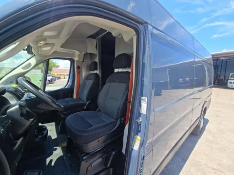 More photos of 2020 Ram ProMaster 3500 High Roof at Indy Auto Man - Indianapolis, IN