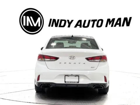 More photos of 2019 Hyundai Sonata Limited at Indy Auto Man - Indianapolis, IN