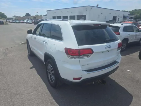 More photos of 2021 Jeep Grand Cherokee Limited at Indy Auto Man - Indianapolis, IN
