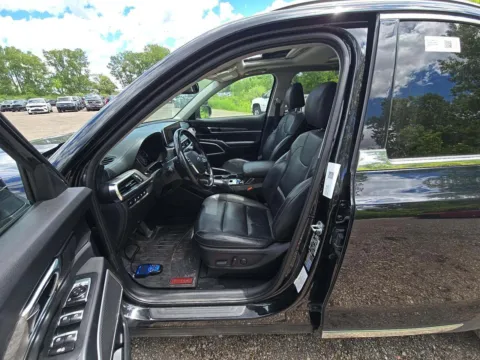 More photos of 2020 Kia Telluride EX at Indy Auto Man - Indianapolis, IN