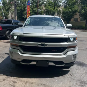 Photos of 2017 Chevrolet Silverado 1500 LT LT2 for sale in Indianapolis, IN at Indy Auto Man - Indianapolis