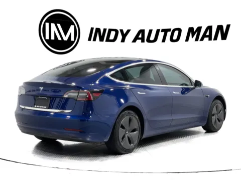 More photos of 2020 Tesla Model 3 Standard Range Plus at Indy Auto Man - Indianapolis, IN