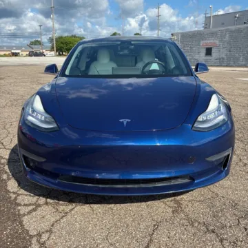 Photos of 2020 Tesla Model 3 Standard Range Plus for sale in Indianapolis, IN at Indy Auto Man - Indianapolis