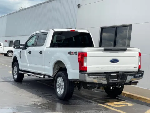 More photos of 2017 Ford F-250SD XLT at Indy Auto Man - Indianapolis, IN