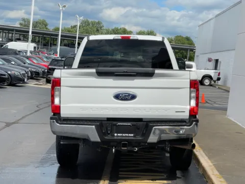 More photos of 2017 Ford F-250SD XLT at Indy Auto Man - Indianapolis, IN