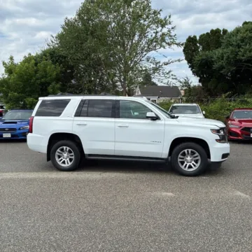 More photos of 2017 Chevrolet Tahoe LT at Indy Auto Man - Indianapolis, IN