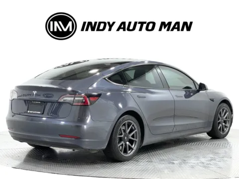 More photos of 2021 Tesla Model 3 Standard Range Plus at Indy Auto Man - Indianapolis, IN