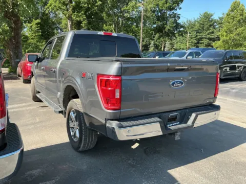 More photos of 2022 Ford F-150 XLT at Indy Auto Man - Indianapolis, IN