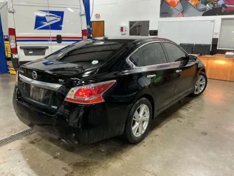 Another view of 2013 Nissan Altima 2.5 SV for sale in Indianapolis, IN at Indy Auto Man - Indianapolis