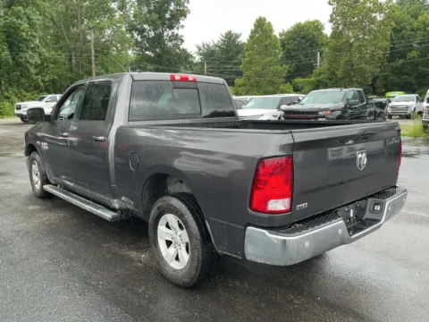 More photos of 2020 Ram 1500 Classic SLT at Indy Auto Man - Indianapolis, IN