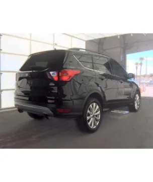 More photos of 2019 Ford Escape SEL at Indy Auto Man - Indianapolis, IN
