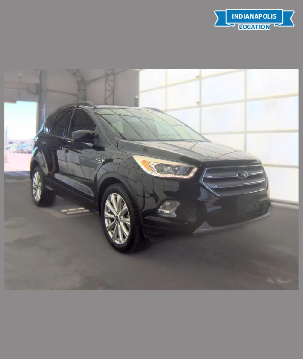 Black 2019 Ford Escape SEL for sale in Indianapolis, IN