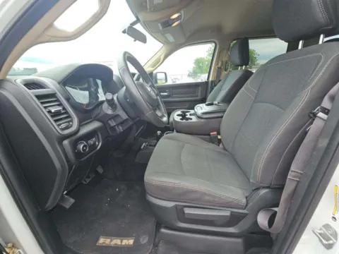 More photos of 2019 Ram 2500 Tradesman at Indy Auto Man - Indianapolis, IN