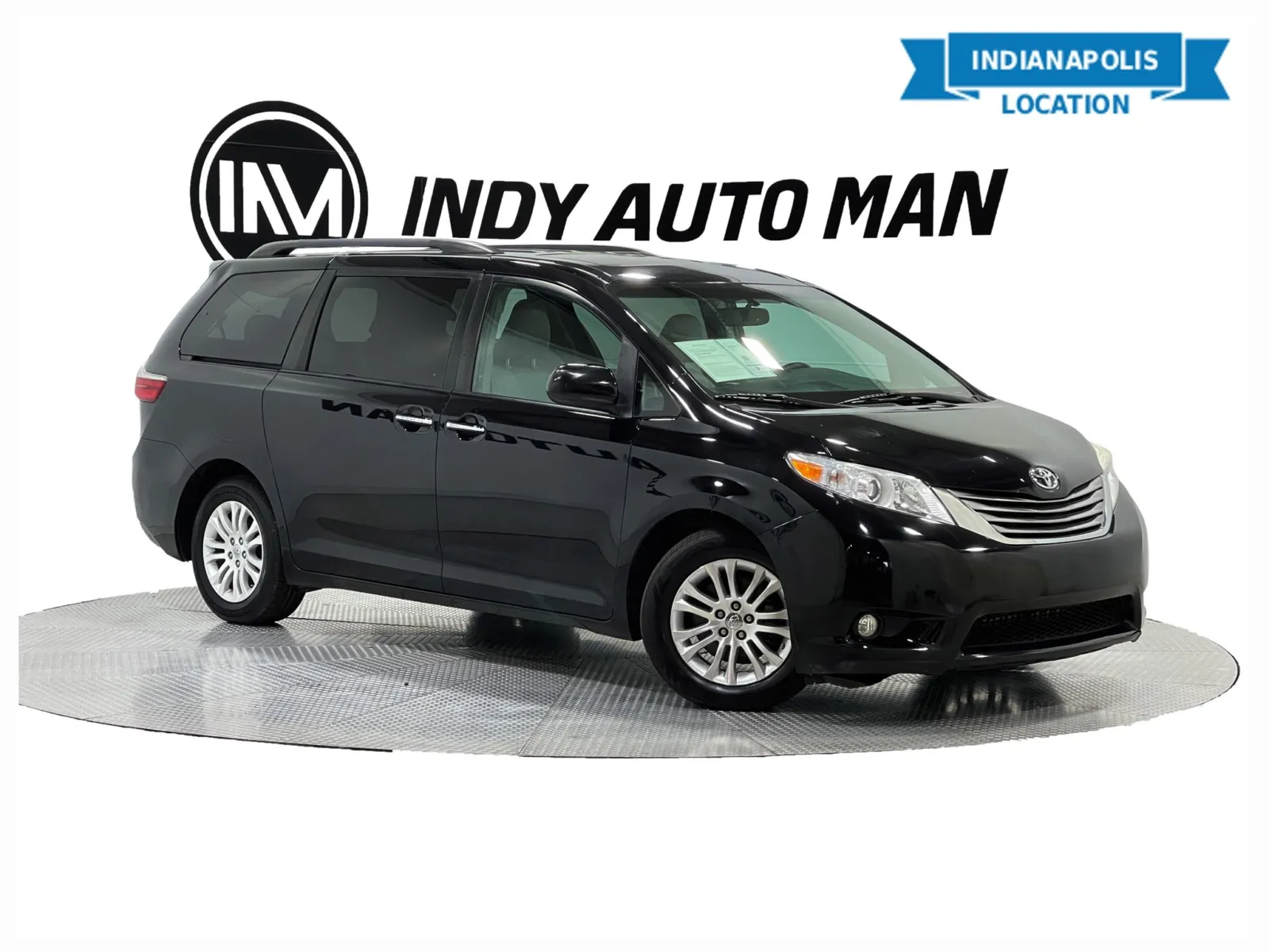 Black 2017 Toyota Sienna XLE 8 Passenger for sale in Indianapolis, IN