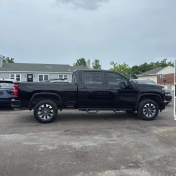 More photos of 2021 Chevrolet Silverado 2500HD Custom at Indy Auto Man - Indianapolis, IN