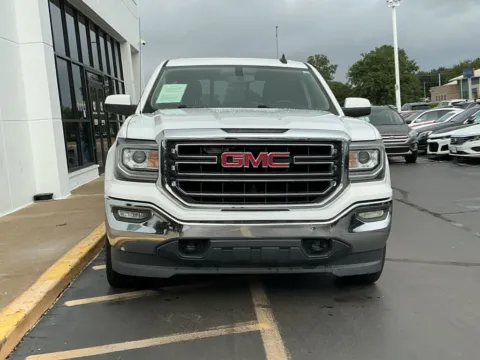 Another view of 2017 GMC Sierra 1500 SLE for sale in Indianapolis, IN at Indy Auto Man - Indianapolis