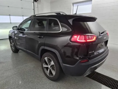 More photos of 2019 Jeep Cherokee Limited at Indy Auto Man - Indianapolis, IN