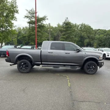 More photos of 2017 Ram 2500 Laramie at Indy Auto Man - Indianapolis, IN