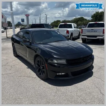 Black 2020 Dodge Charger SXT for sale in Indianapolis, IN