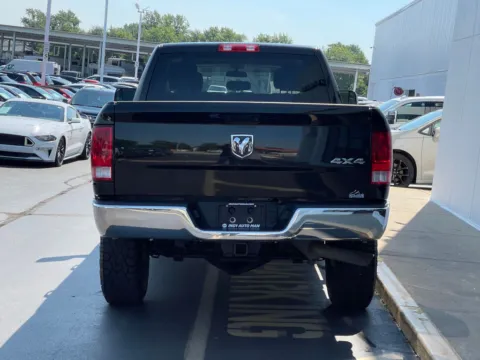 More photos of 2018 Ram 2500 Tradesman at Indy Auto Man - Indianapolis, IN