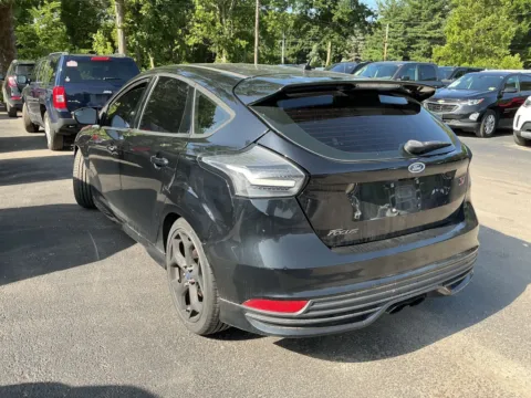 More photos of 2018 Ford Focus ST at Indy Auto Man - Indianapolis, IN