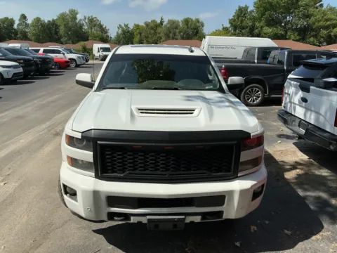 Photos of 2018 Chevrolet Silverado 2500HD LTZ for sale in Indianapolis, IN at Indy Auto Man - Indianapolis