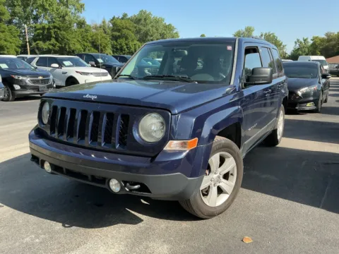 Photos of 2014 Jeep Patriot Latitude for sale in Indianapolis, IN at Indy Auto Man - Indianapolis