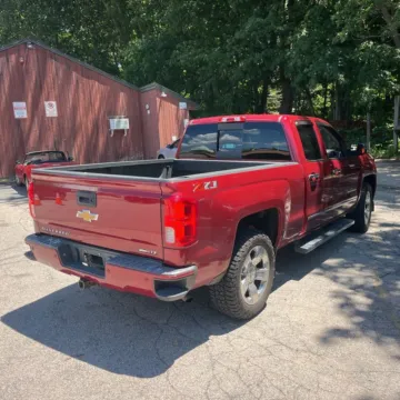 More photos of 2018 Chevrolet Silverado 1500 LTZ 2LZ at Indy Auto Man - Indianapolis, IN