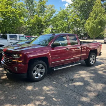 Another view of 2018 Chevrolet Silverado 1500 LTZ 2LZ for sale in Indianapolis, IN at Indy Auto Man - Indianapolis