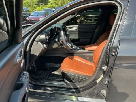 More photos of 2022 Alfa Romeo Giulia Ti at Indy Auto Man - Indianapolis, IN