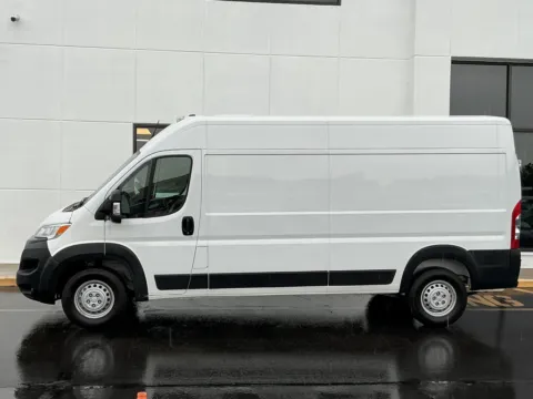 More photos of 2022 Ram ProMaster 2500 High Roof at Indy Auto Man - Indianapolis, IN