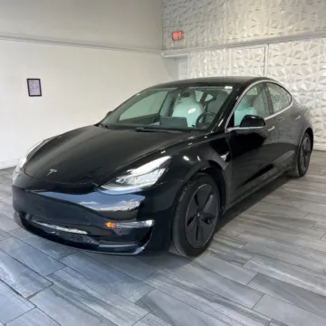 Photos of 2020 Tesla Model 3 Standard Range Plus for sale in Indianapolis, IN at Indy Auto Man - Indianapolis