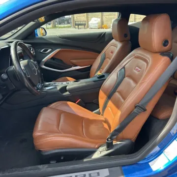 More photos of 2018 Chevrolet Camaro SS 2SS at Indy Auto Man - Indianapolis, IN