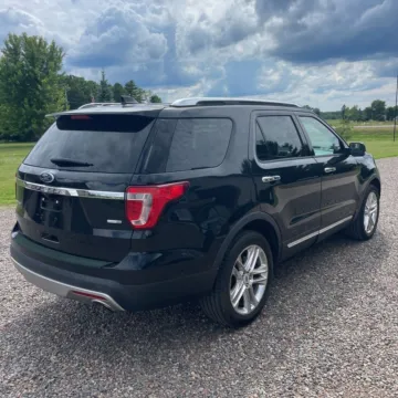 Another view of 2016 Ford Explorer Limited for sale in Indianapolis, IN at Indy Auto Man - Indianapolis
