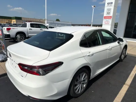 More photos of 2021 Toyota Camry LE at Indy Auto Man - Indianapolis, IN