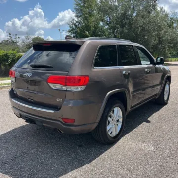 Another view of 2017 Jeep Grand Cherokee Overland for sale in Indianapolis, IN at Indy Auto Man - Indianapolis